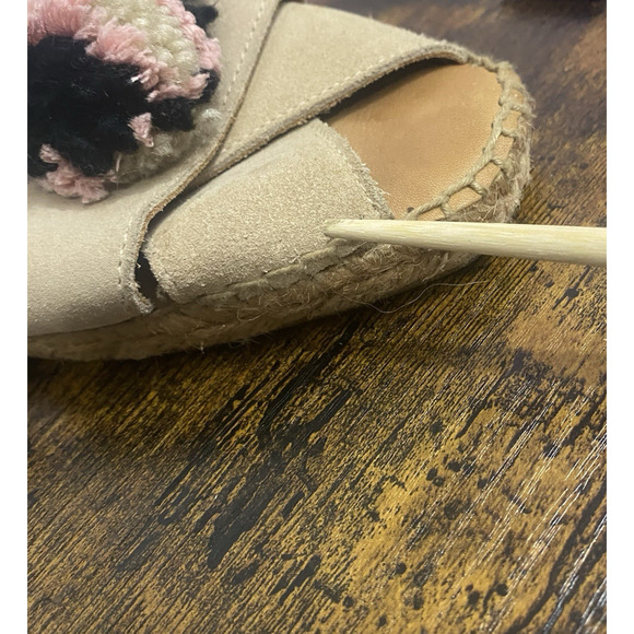 Naguisa Espadrille Peep Toe Sandals Sz 11 Beige‎ Pom Poms Ankle Strap - Picture 7 of 11